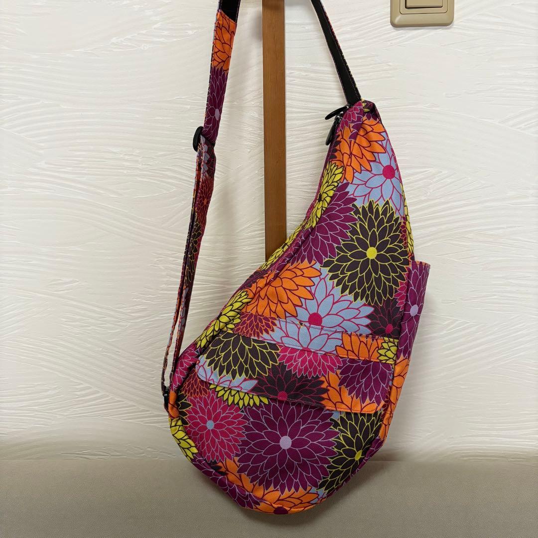 美品　ヘルシー バックバッグ Sサイズ マルチカラー
