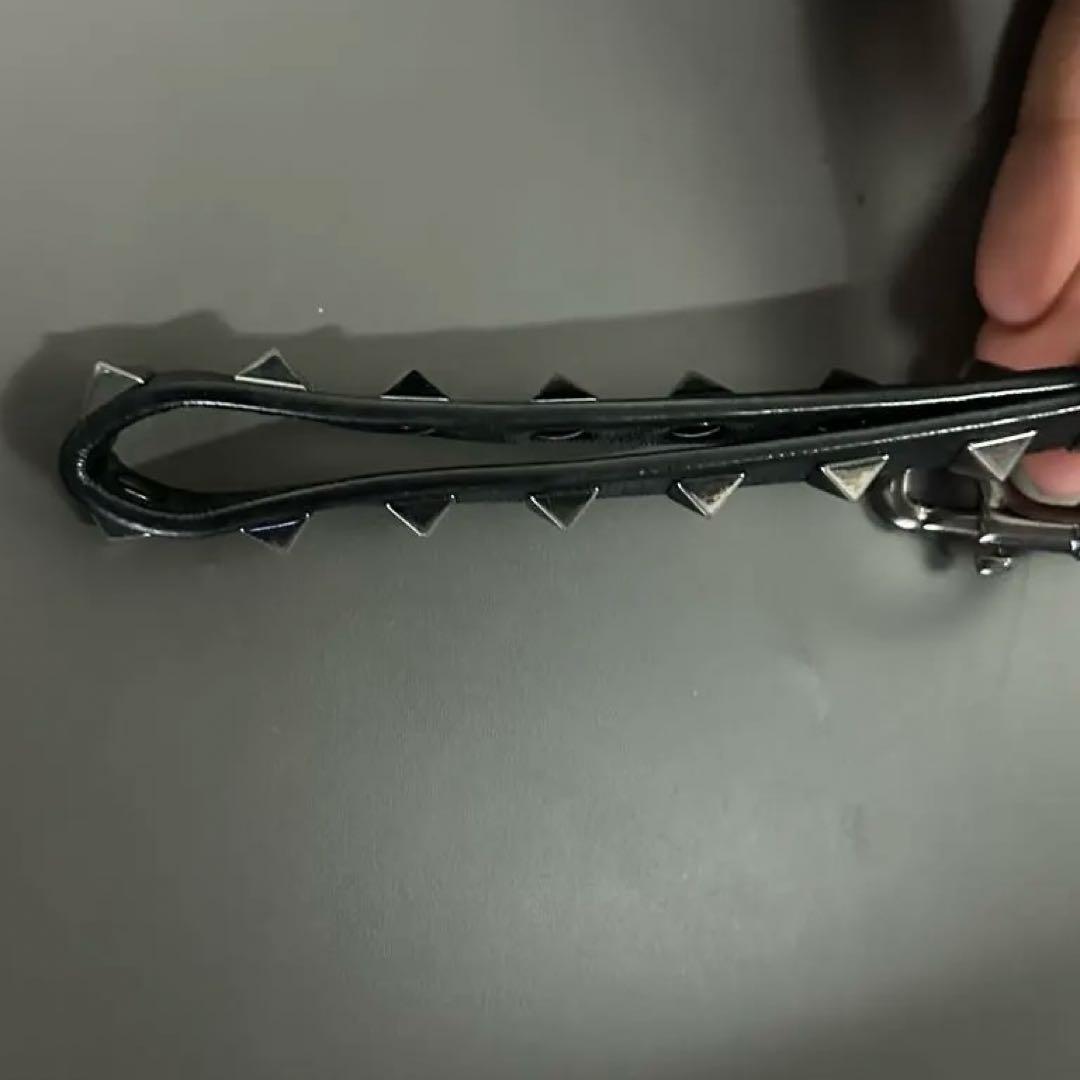 VALENTINO ロックスタッド キーリング　ブラック