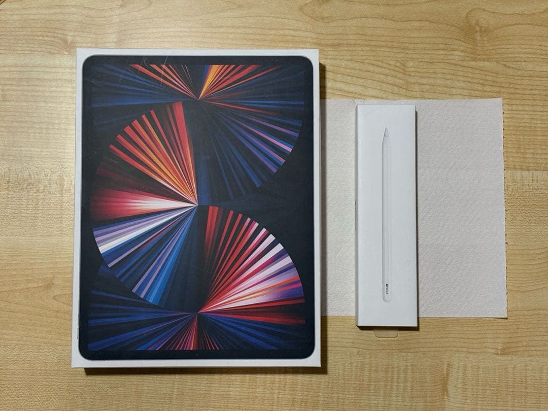 iPad Pro 12.9インチ (第5世代) Apple Pencil 付き