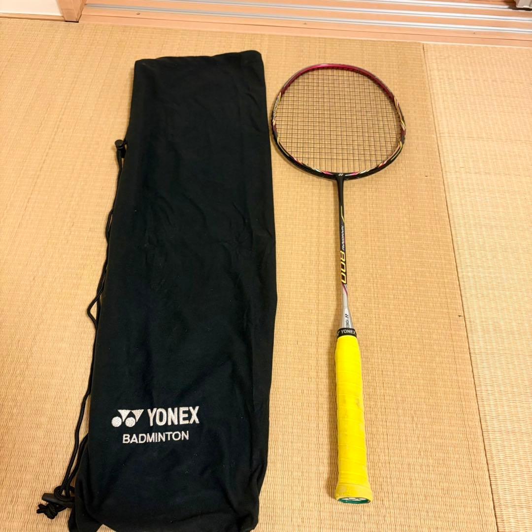 美品 YONEX ヨネックス NANORAY800 4UG5 バドミントン