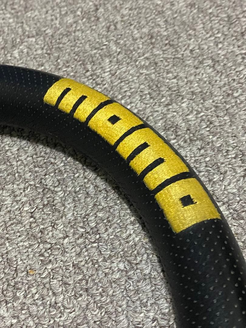 momo コンペティション 350mm ステアリング