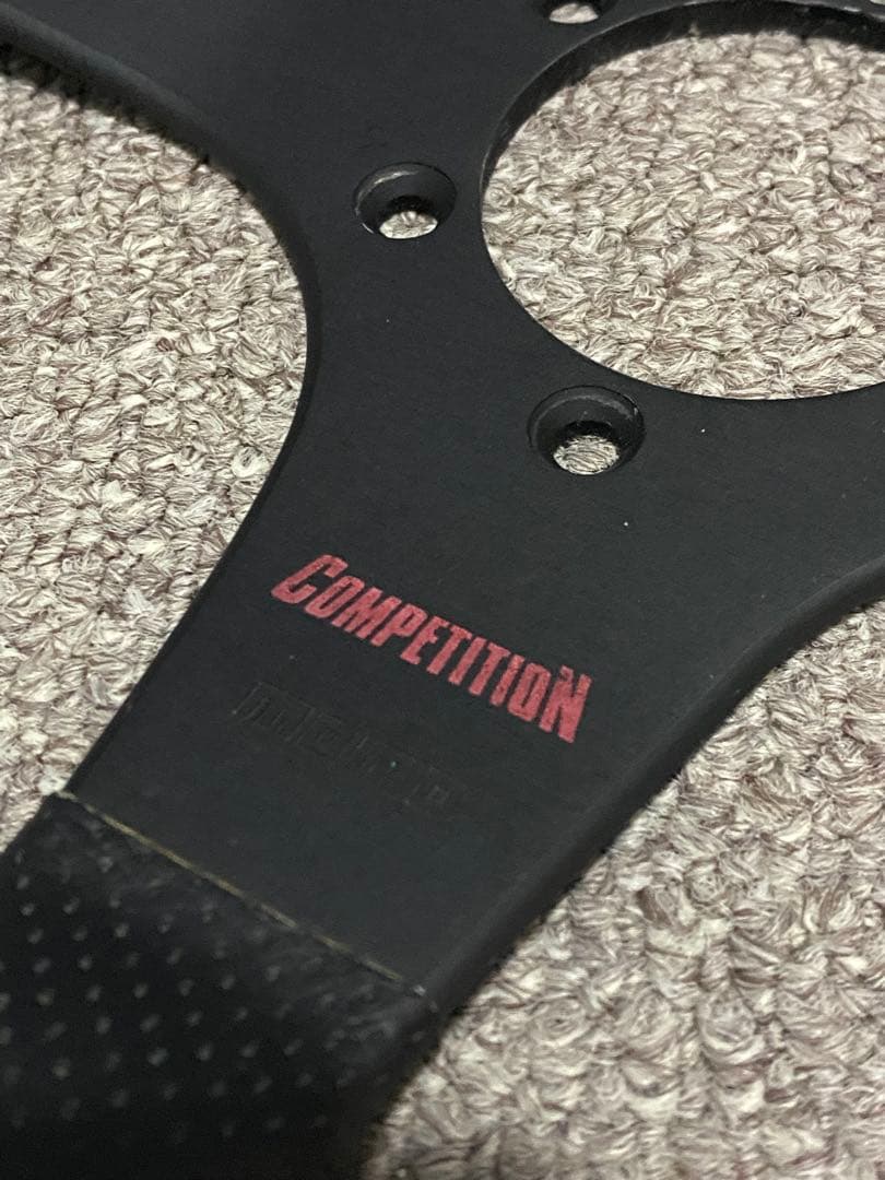 momo コンペティション 350mm ステアリング