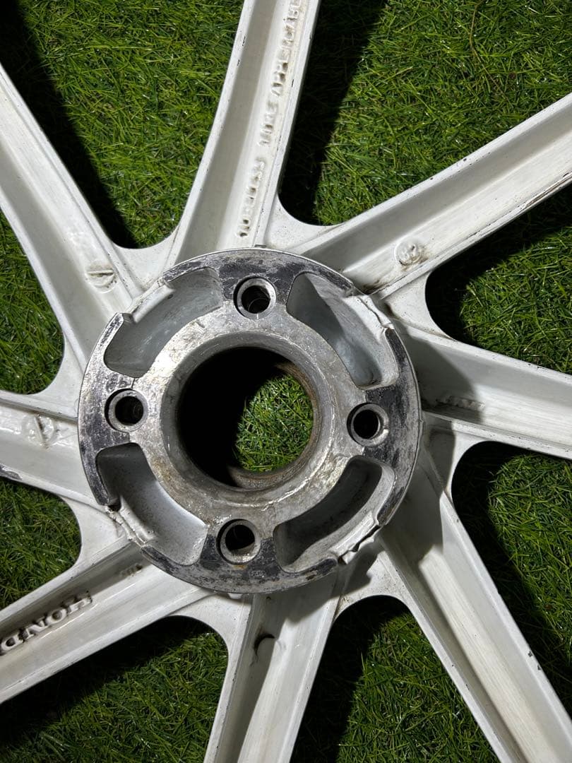 ＶＦR 400 nc30 リアホイール