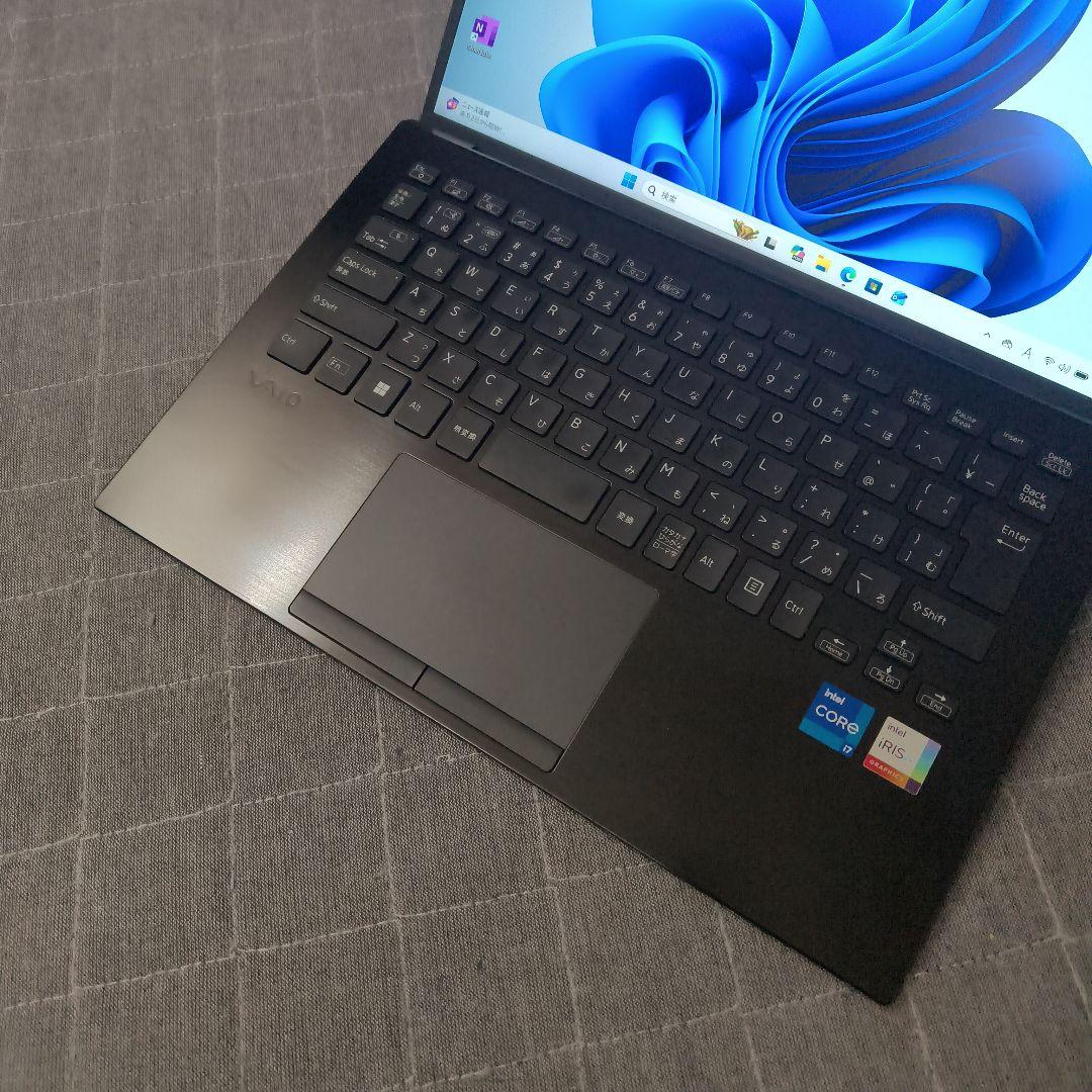日本製 高級感 VAIO 美品 超軽量 驚速12世代i7 16GB 1TB