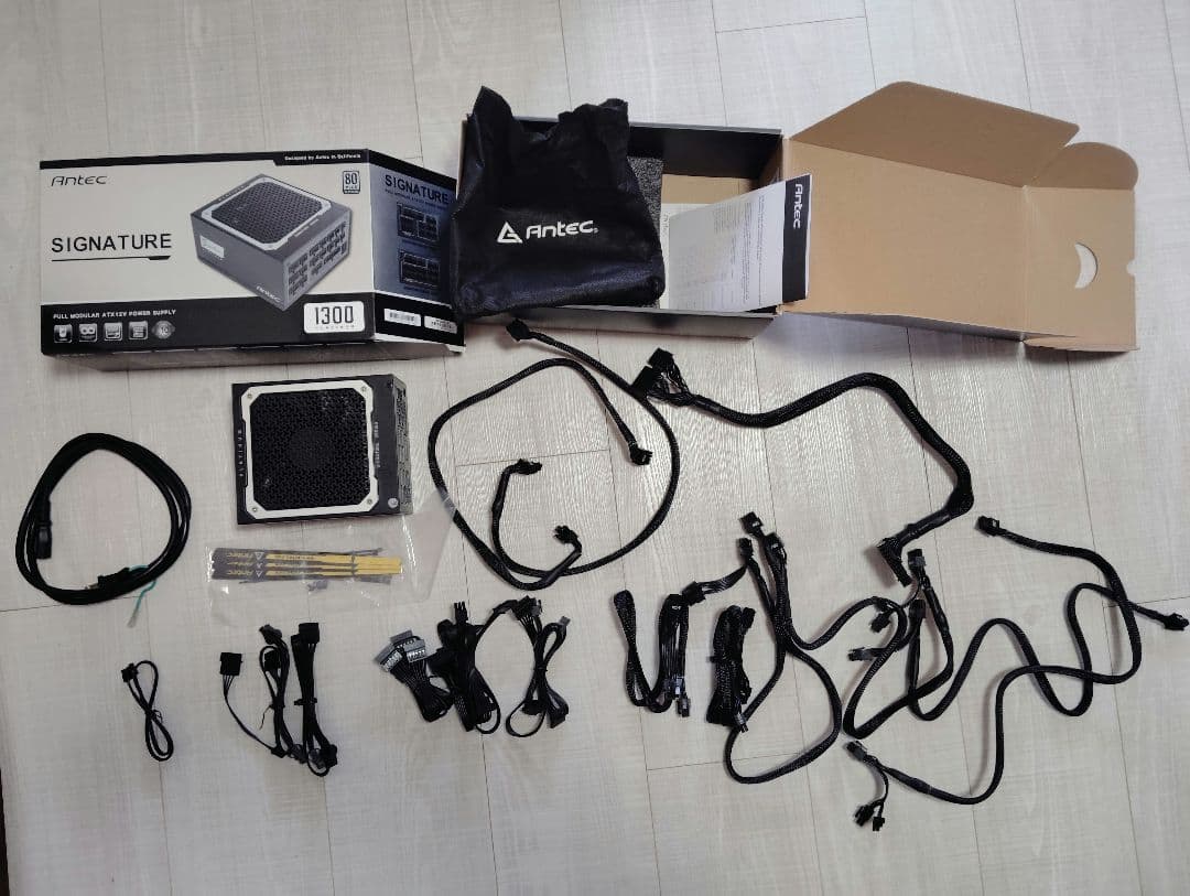 AntecSIGNATURE1300W80PLUS PLATINUM電源ユニット