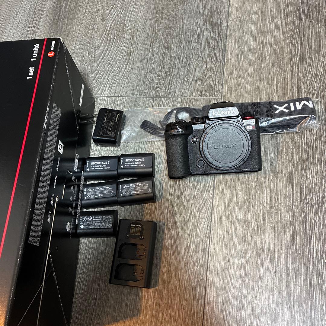 パナソニック LUMIX S5Ⅱ (DC-S5M2ボディ)