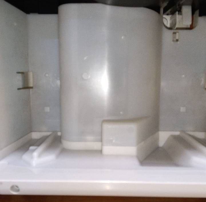 CORONAどこでもクーラー衣類乾燥除湿機。 2016年製。