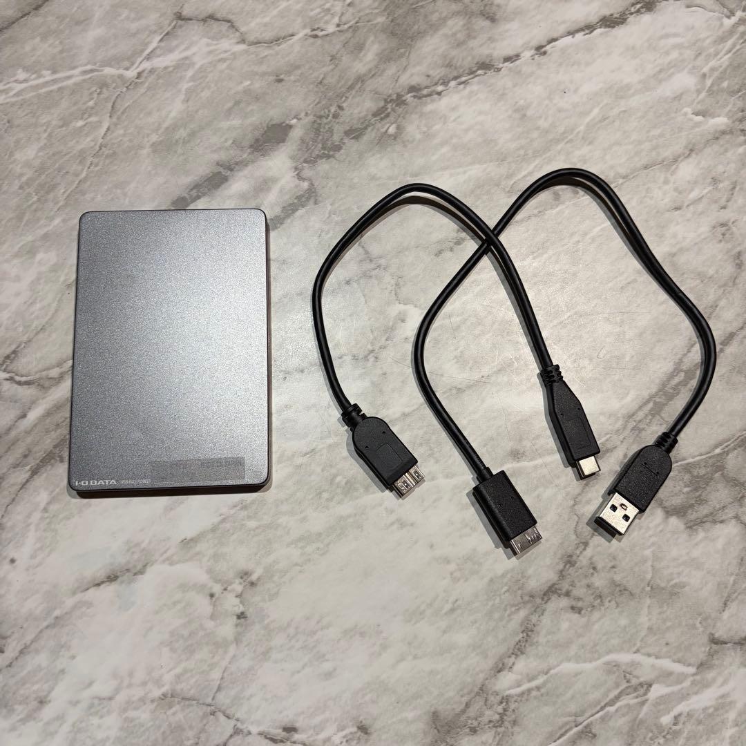 I-ODATAポータブルHDD blackred 1TB HDPX-UTSC1K