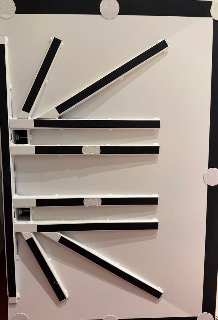 EQUALSテレビスタンド