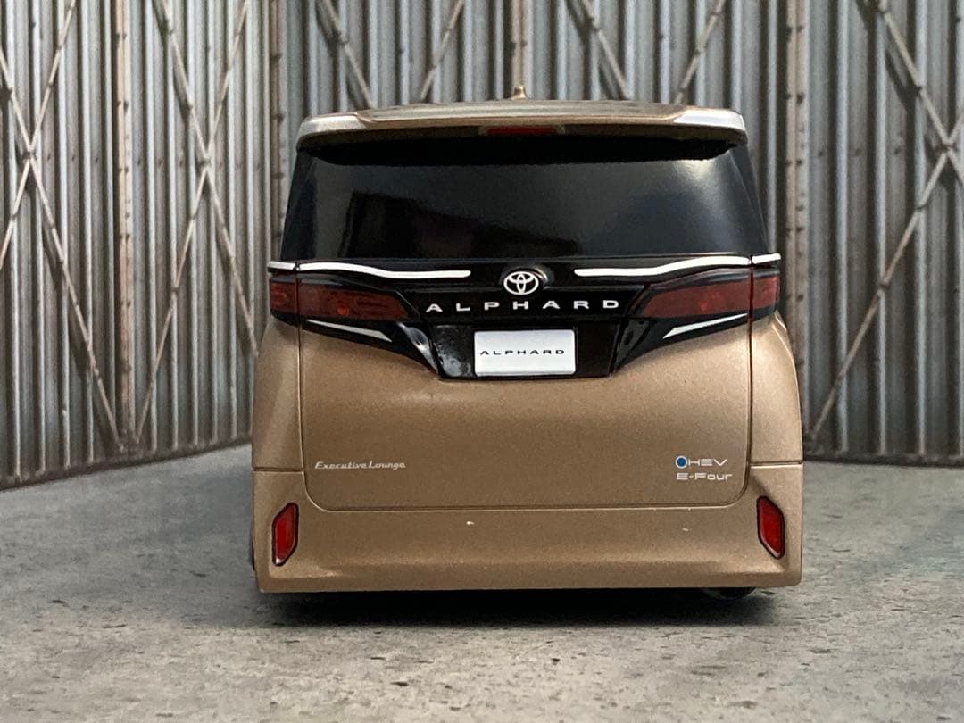 1/24 新型アルファード・ブロンド（カスタム品）