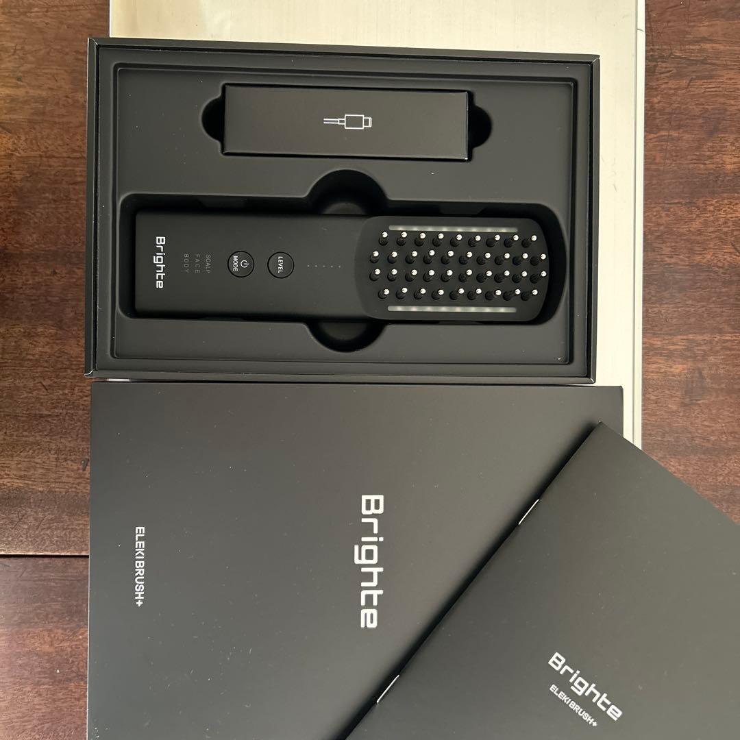 ヘアアイロン Bright ELEKII BRUSH+