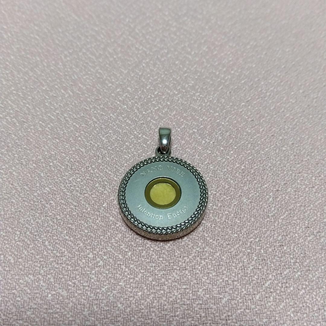 ナノバイブ　インテンション·エナジー　チャーム（チタン製）