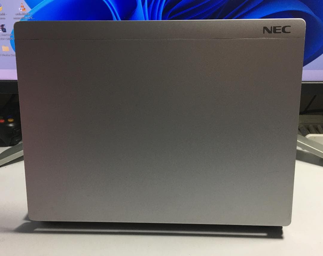 Windowsノート本体 NEC Versa Pro VK17HB-D Core i7 WindowsXP