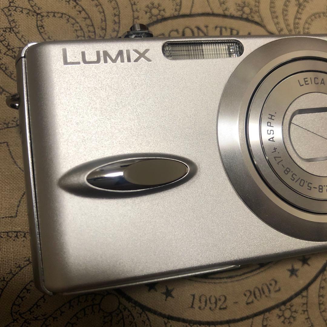 完品 Panasonic DMC-FX8 デジカメ コンデジ 美品