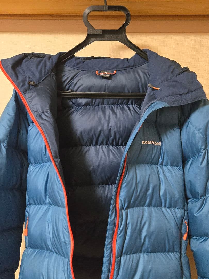 montbell フード付きダウンジャケット 青