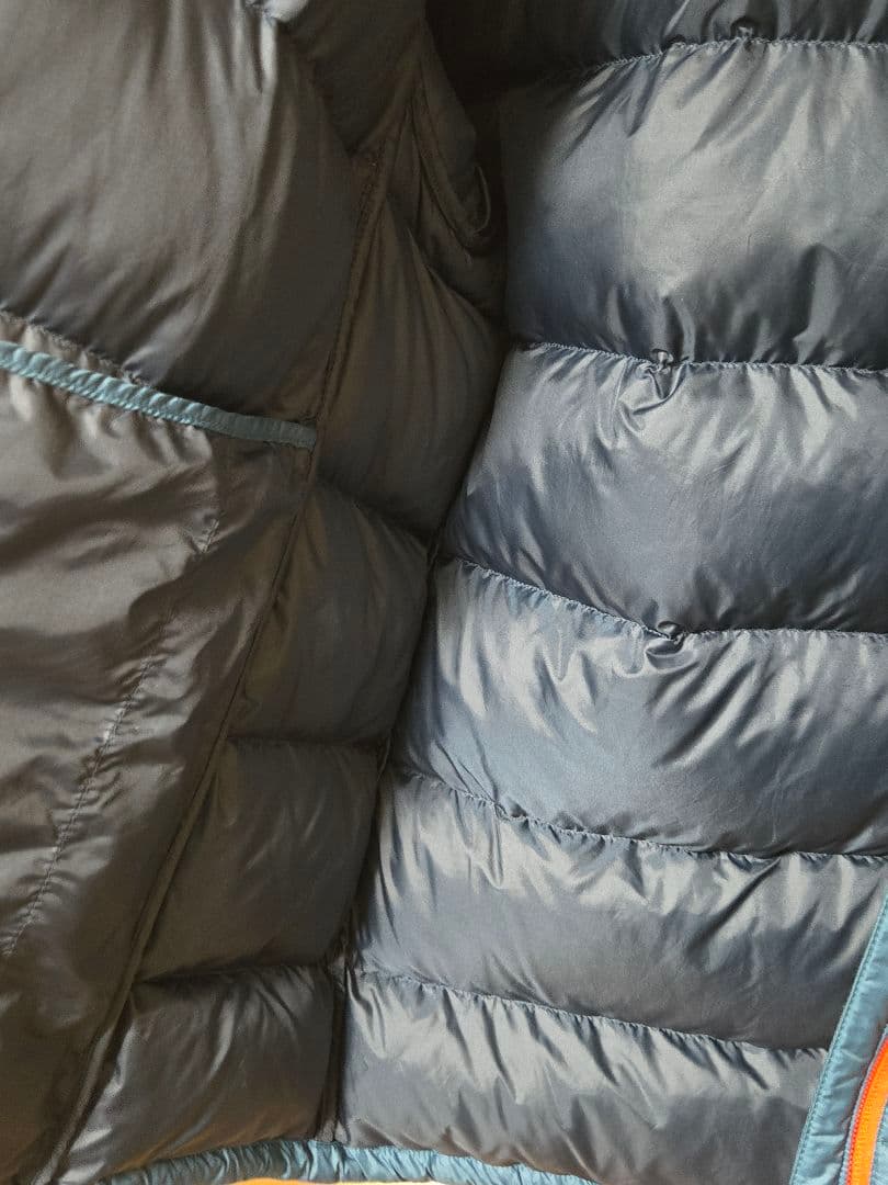 montbell フード付きダウンジャケット 青