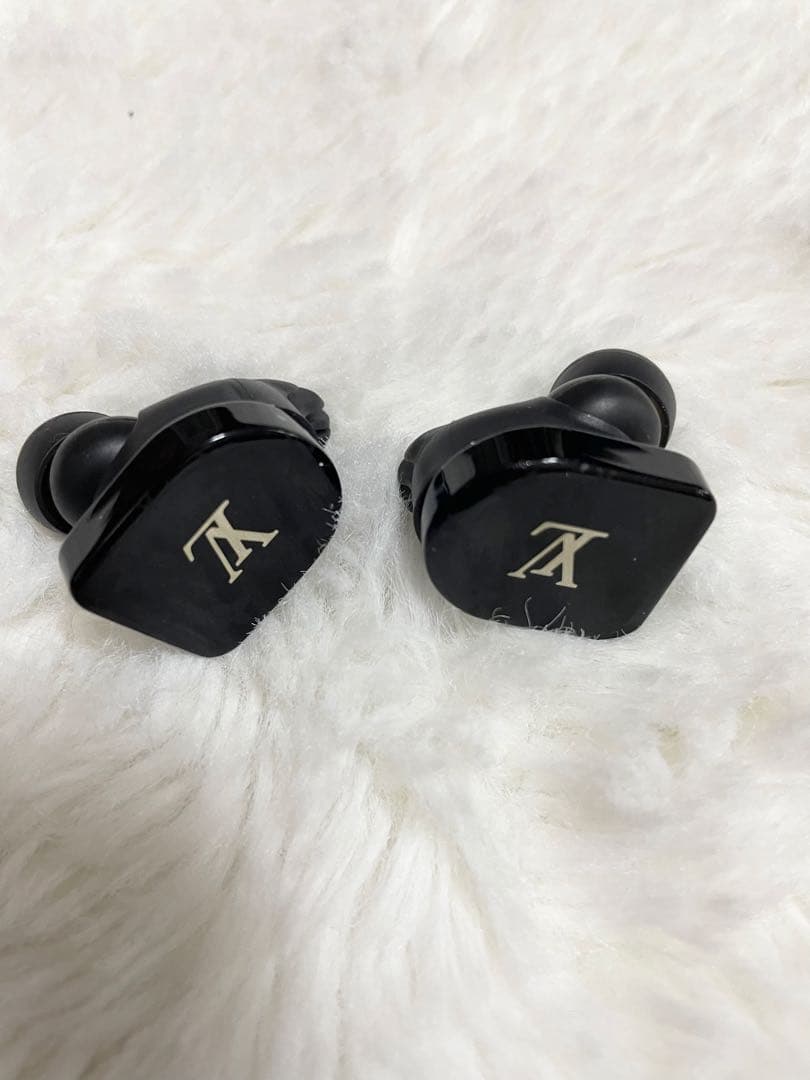 Louis Vuitton ワイヤレスイヤホン ブラック動作確認済み