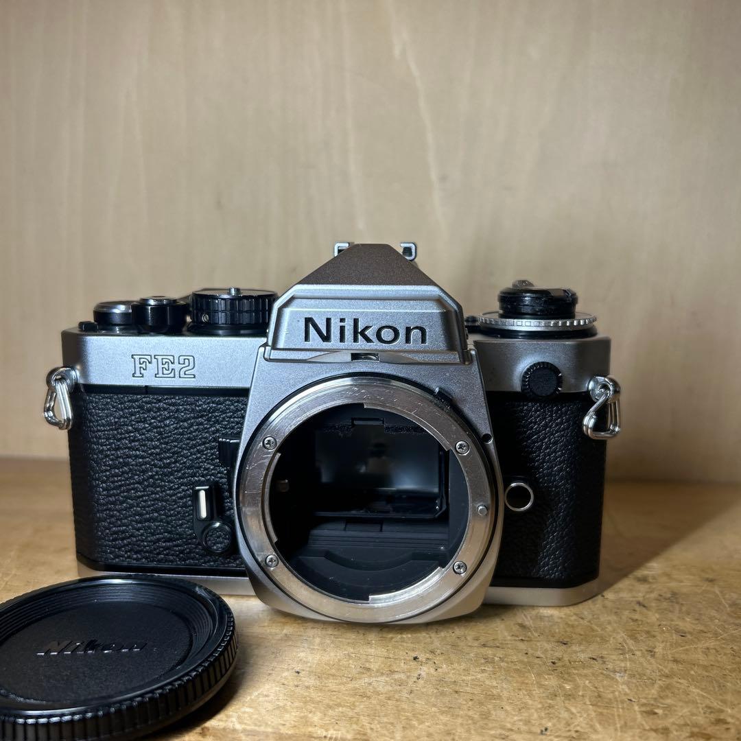 めるみつ　Nikon FE2 シルバーボディー　完動極美品