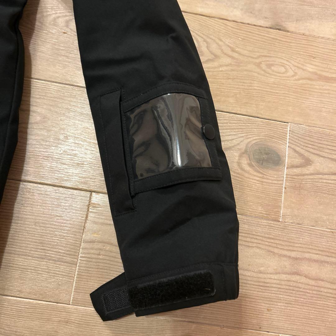 子ども用　スキーウェア　上下セット