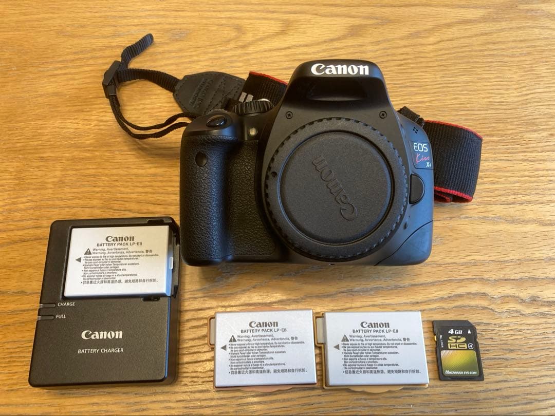 Canon EOS Kiss X4 デジタル一眼レフ レンズ付き