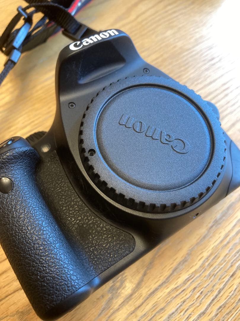 Canon EOS Kiss X4 デジタル一眼レフ レンズ付き