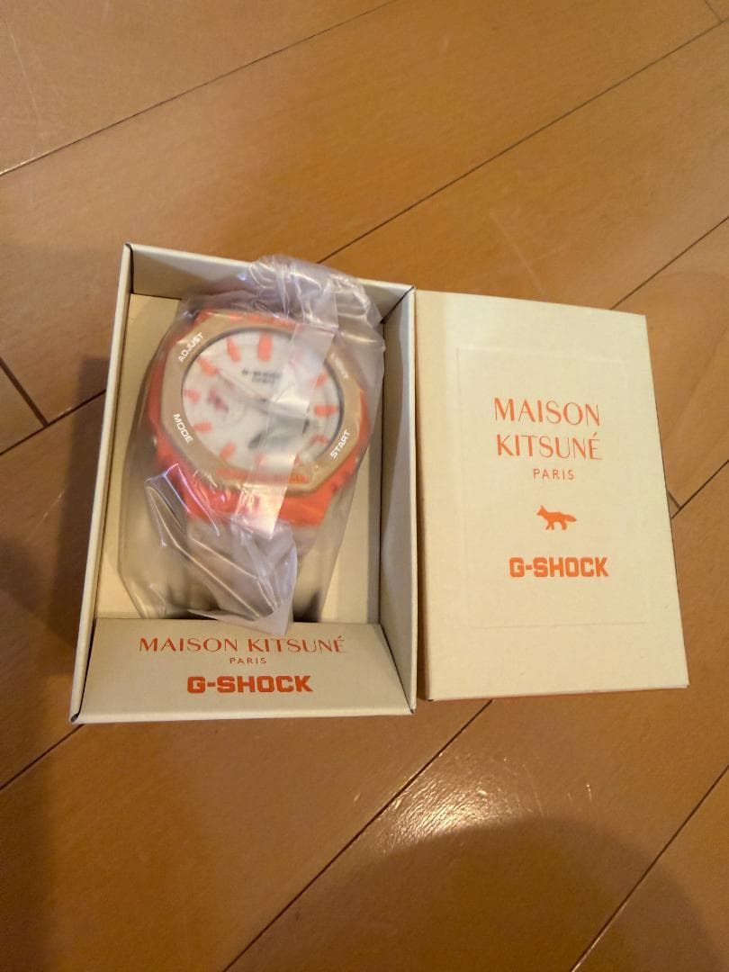【G-SHOCK × MAISON KITSUNÉ】GA-2110MK-5AJR