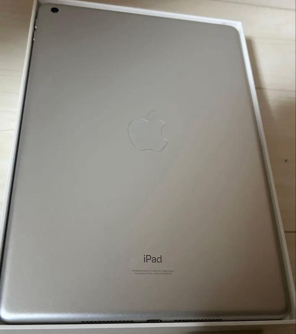 Apple iPad (第9世代) 64GB シルバー 本体 充電器付