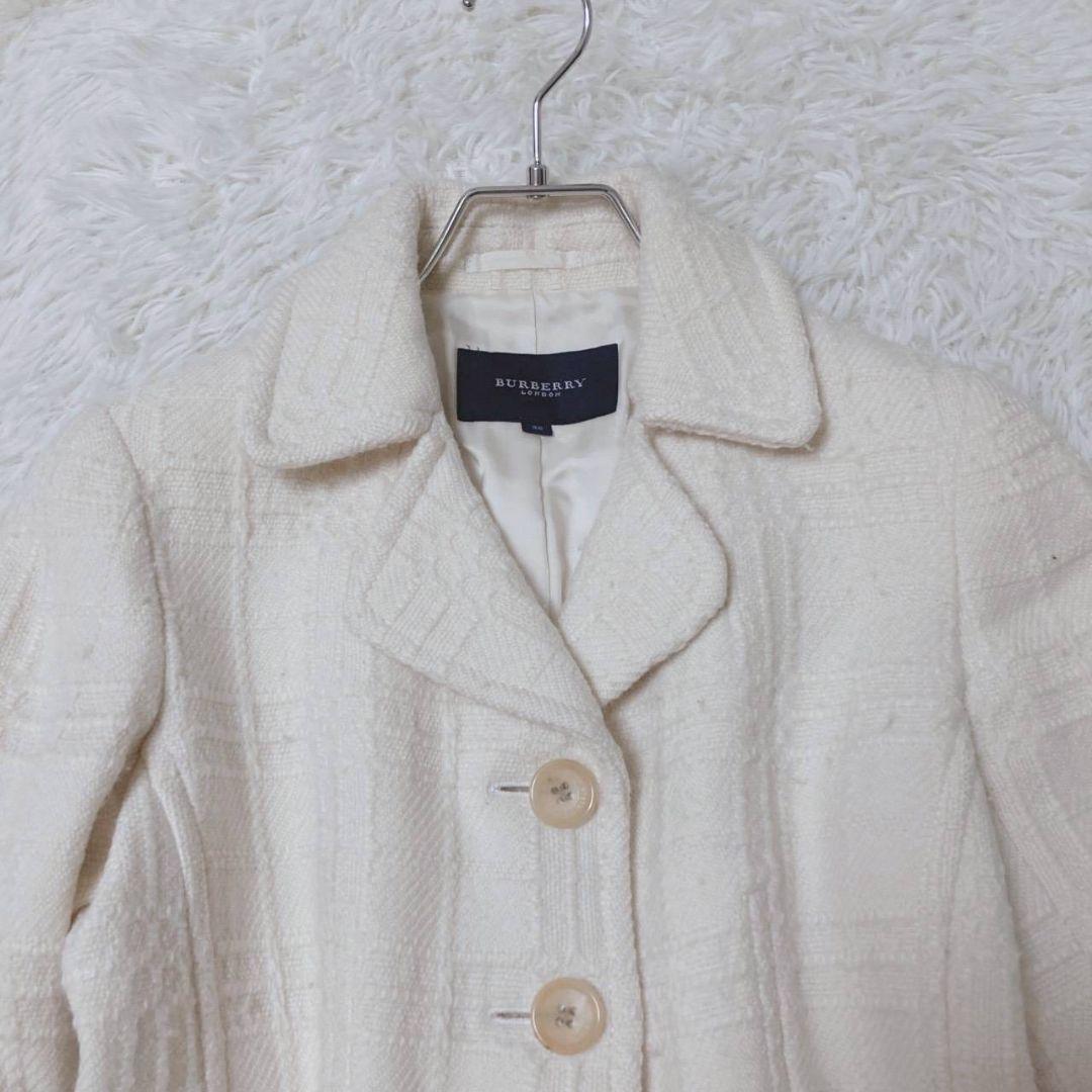 バーバリー ジャケット サイズ38 アイボリー アウター カジュアル フォーマル