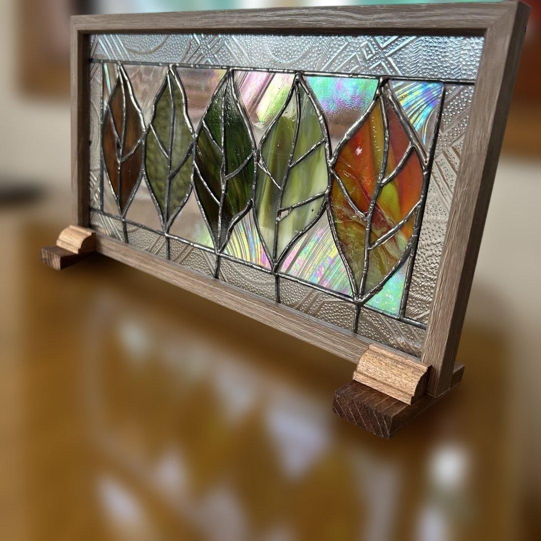 ステンドグラスパネル　葉っぱ達9