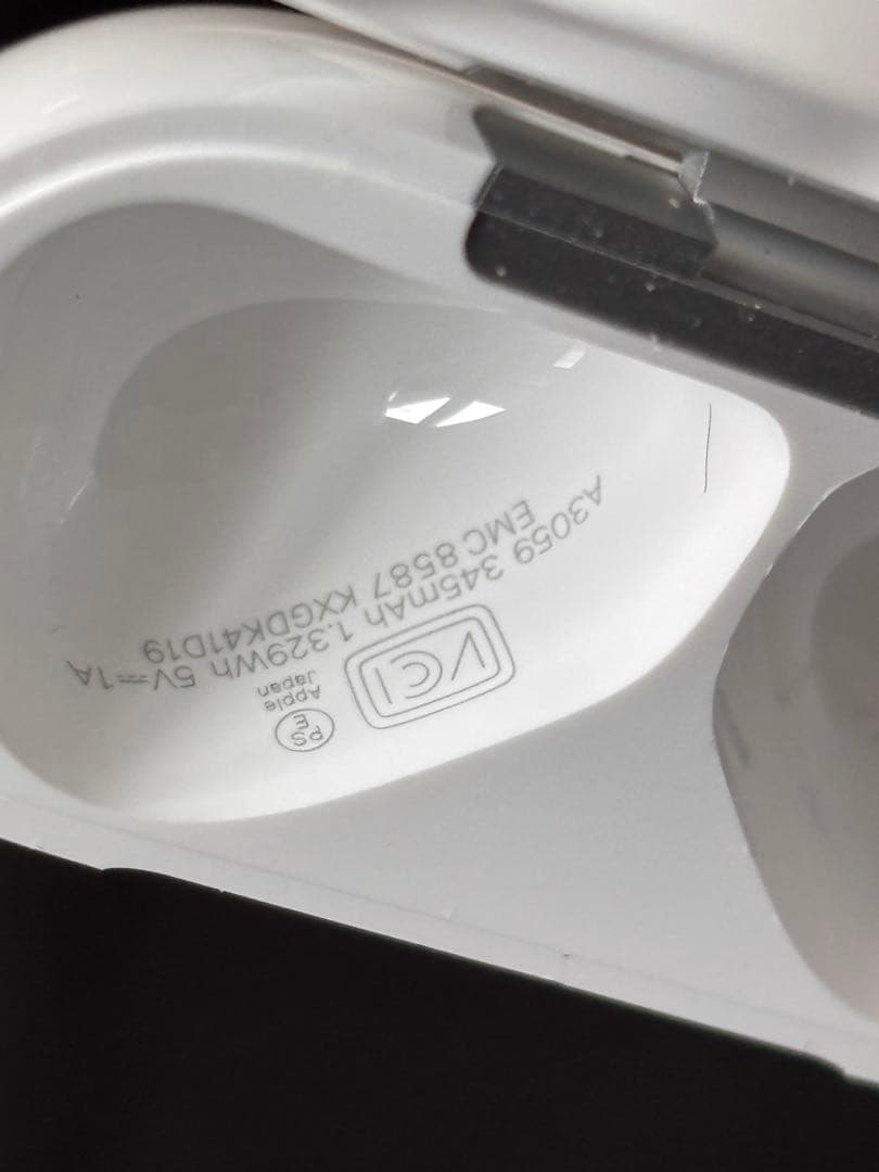 Apple AirPods 4 Generation ノイズキャンセリング