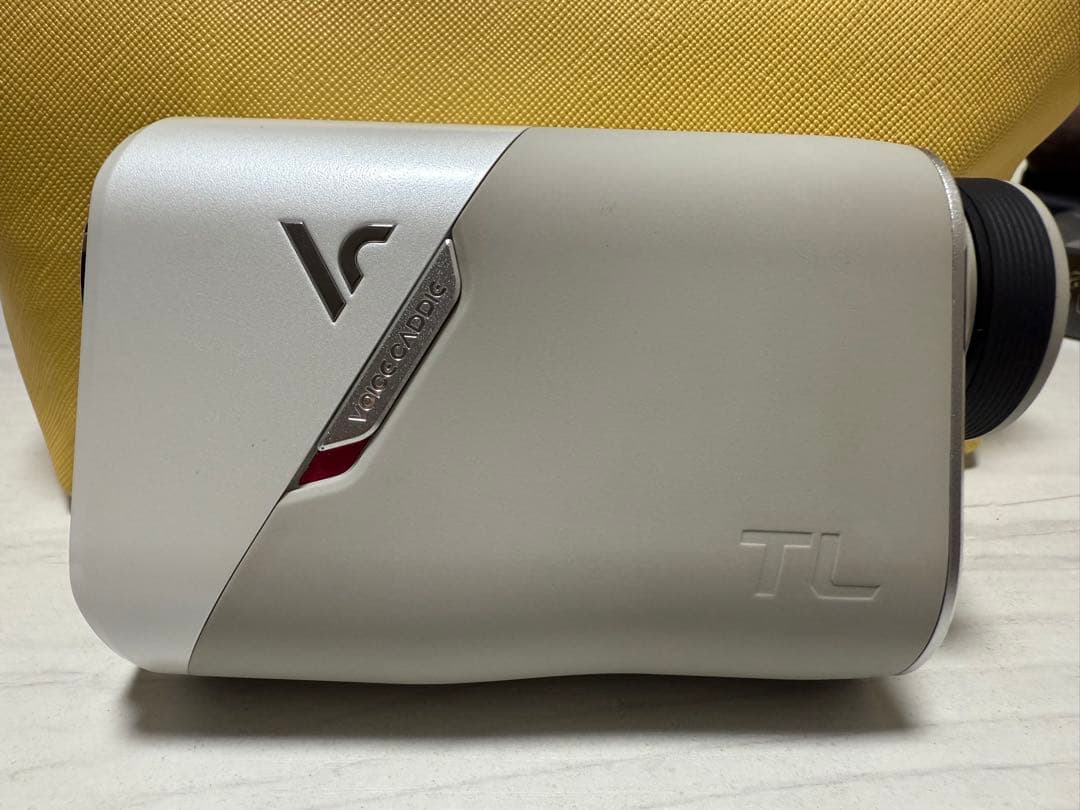 ゴルフ　距離計　voice caddie ボイスキャディー　TL1