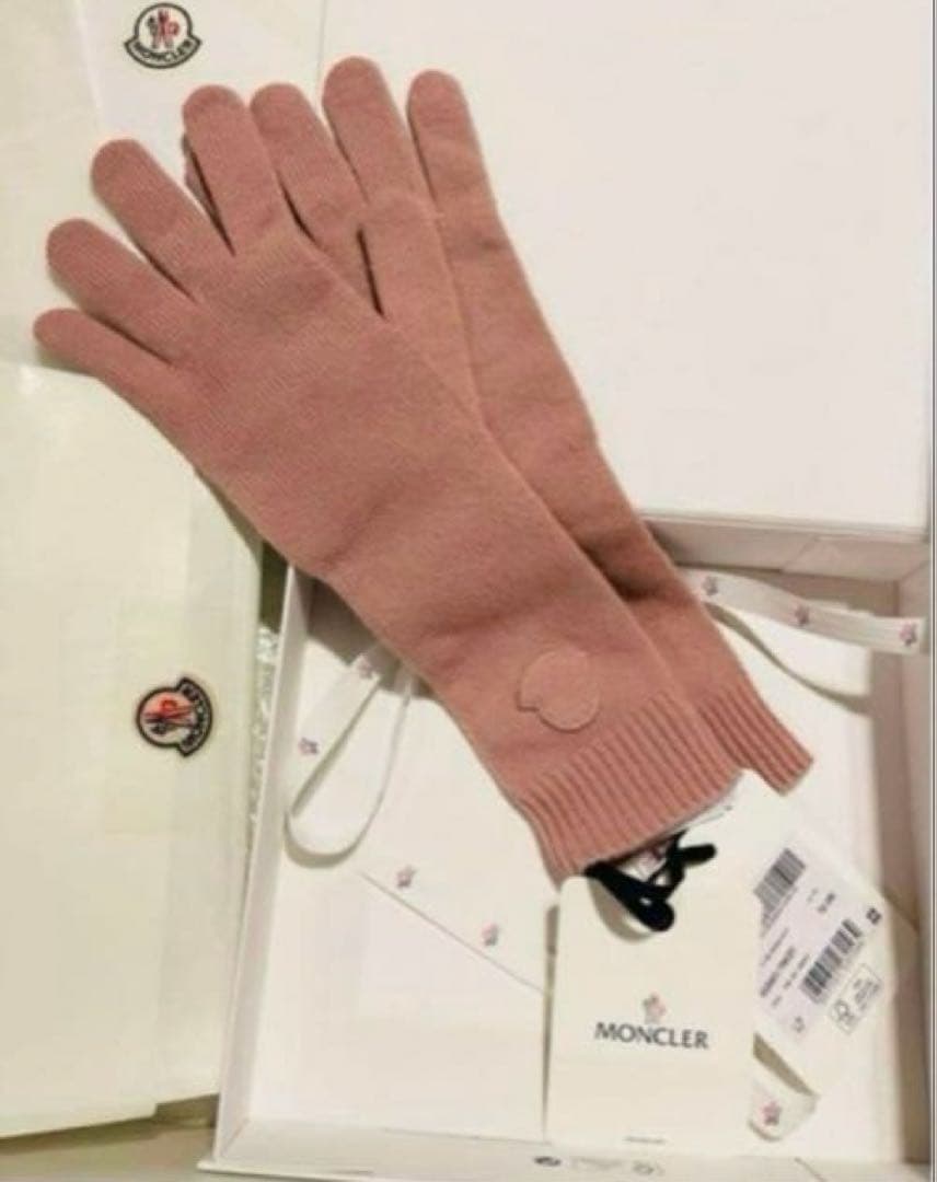 モンクレール　カシミア　手袋　グローブ　新品未使用　ギフトボックス