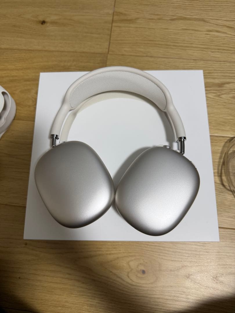 AirPods Max スターライト 本体