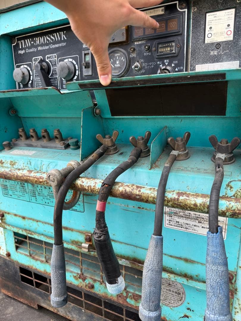 溶接発電機 Denyo TLW-300SSWK 4142H