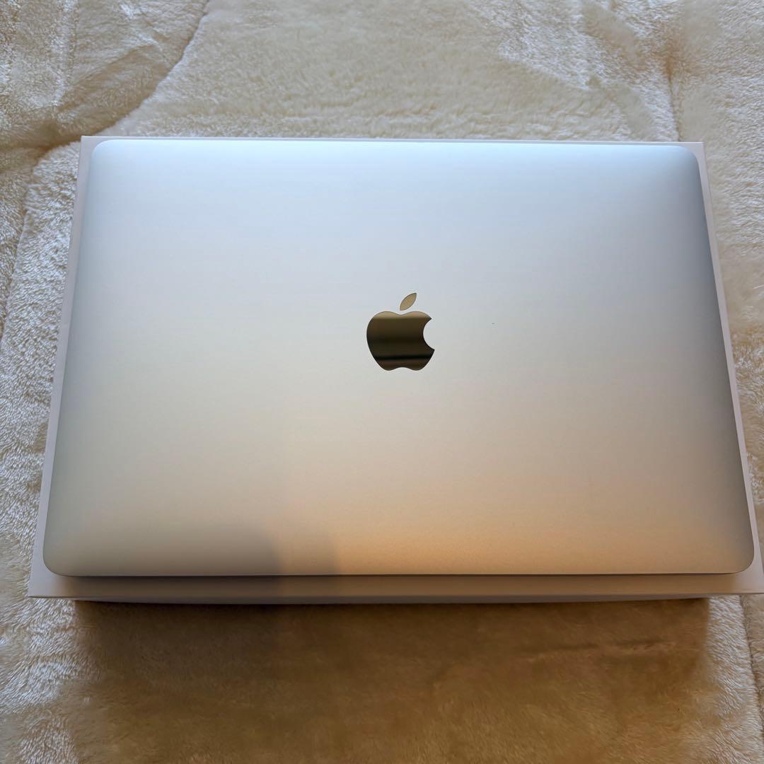【美品】MacBook Air M1 8GB/256GB バッテリー83%