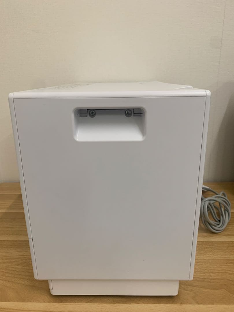 ハイブリッド方式除湿機 パナソニック 衣類乾燥除湿機 F-YHX90B-W 美品