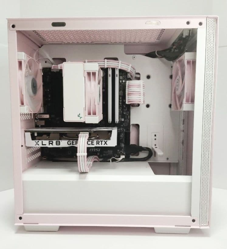 パステルピンクのゲーミングPC 新品パーツRyzen 5700X RTX4060