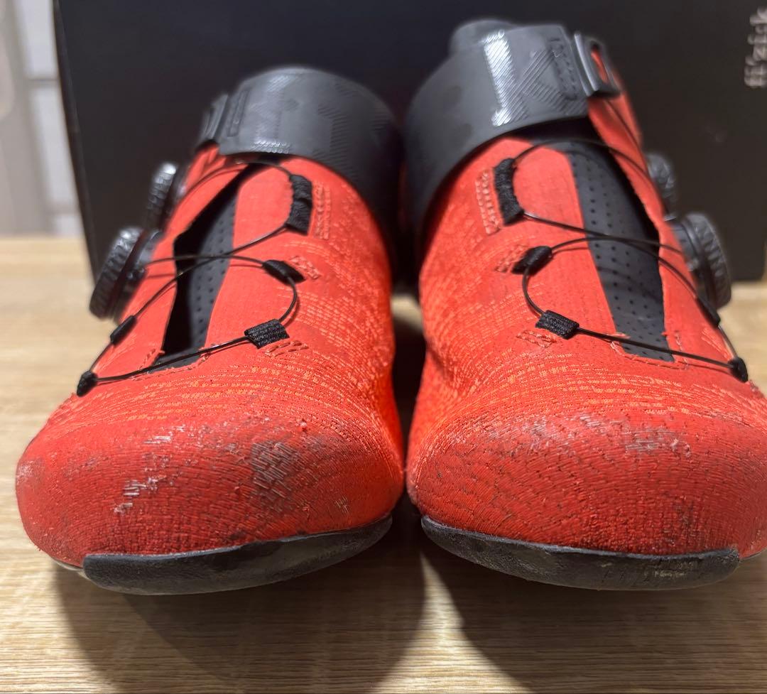 フィジーク　VENTO INFINITO KNIT CARBON