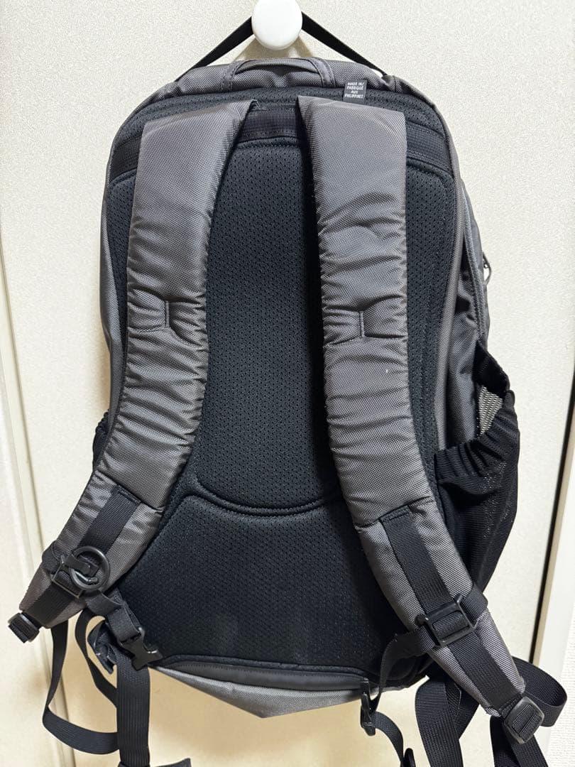 ARC'TERYX アークテリクス　マンティス26 グレー