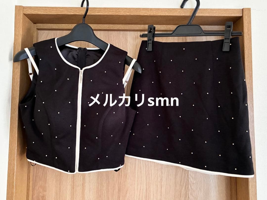 robe de fleurs glossy ドレス　M セットアップ　ブラック