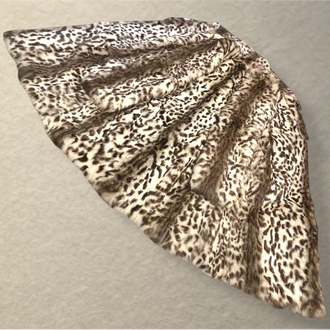 高級感◎ リアルファー ラビット雪豹 レオパード柄 細身Mサイズ　主役級