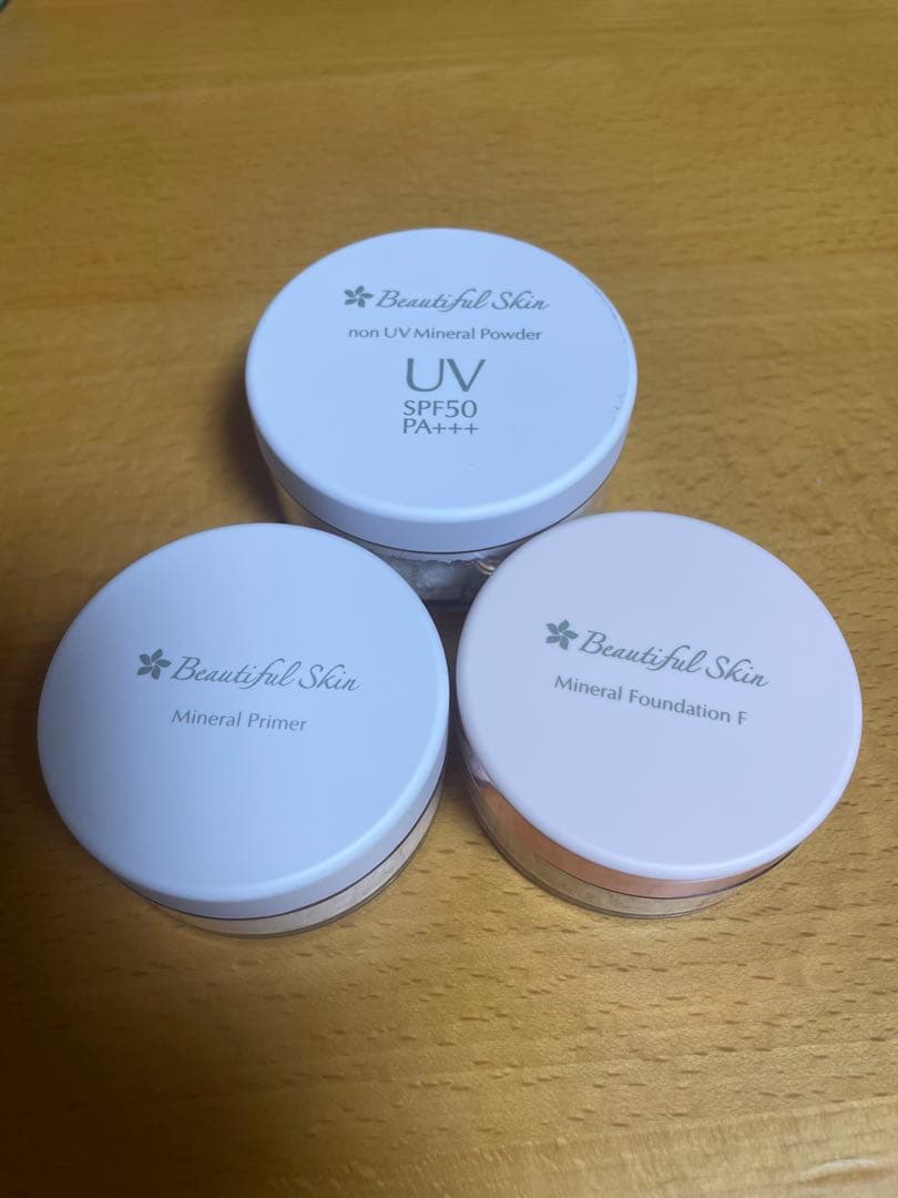 新品ビューティフルスキン　ミネラルプライマー、ファンデーション・ノンUVパウダー