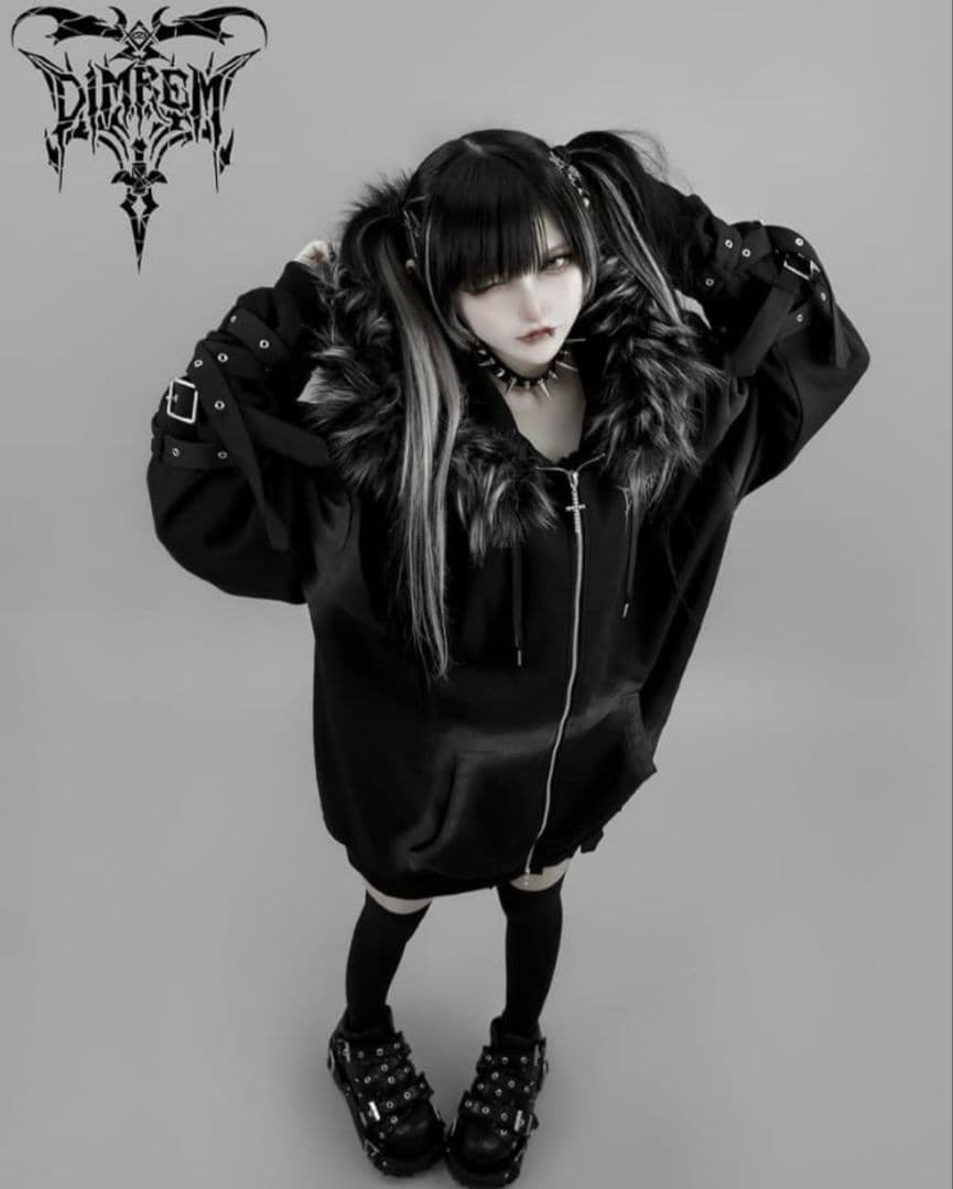 DIMREM【ディムレム】超ハトメファーフードパーカー/Black