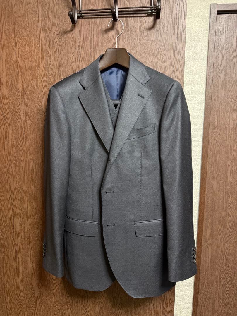 A6新品未使用！極上イタリアREDAウール100%3ピーススーツ！希少サンプル品