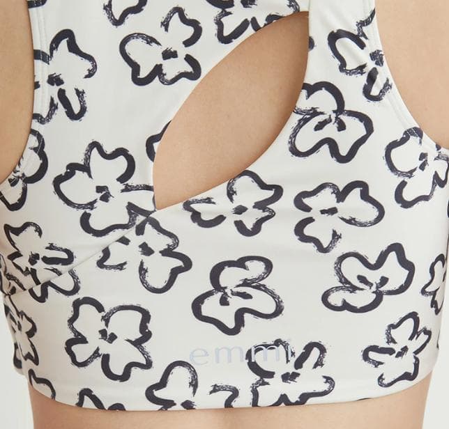 emmi ヨガウェア 上下セット ネイビー 花柄 新品未使用タグ付