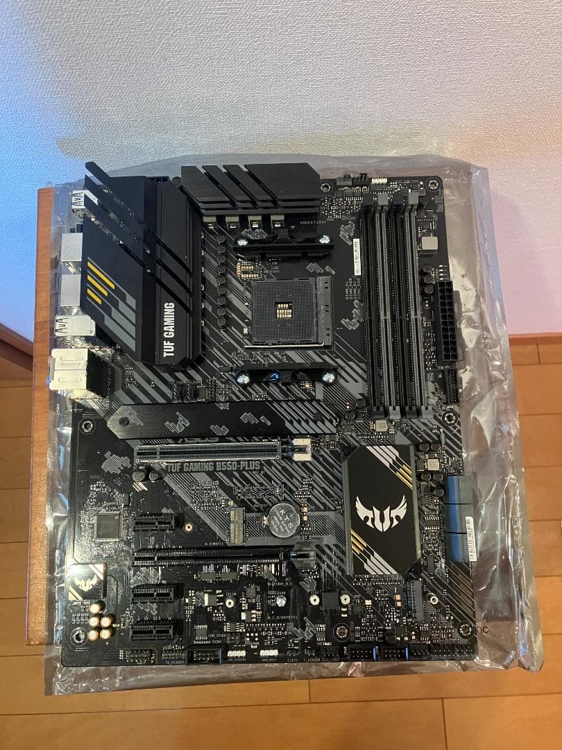 ASUS TUF GAMING B550 PLUS マザーボード