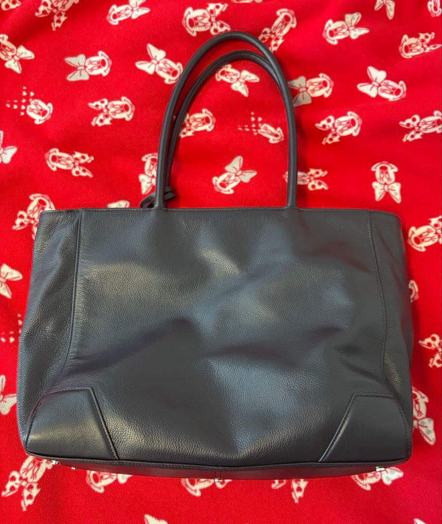 SONNE レザービジネストート 美品 ネイビーカラー