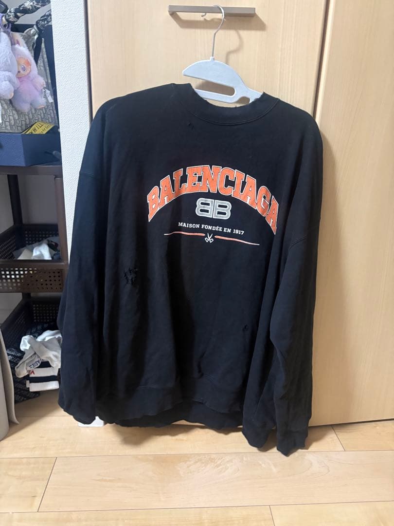 バレンシアガ　スウェット