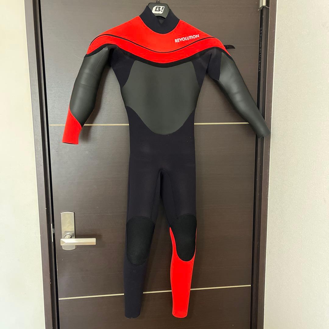 キッズフルスーツ　REVOLUTIONセミドライスーツ