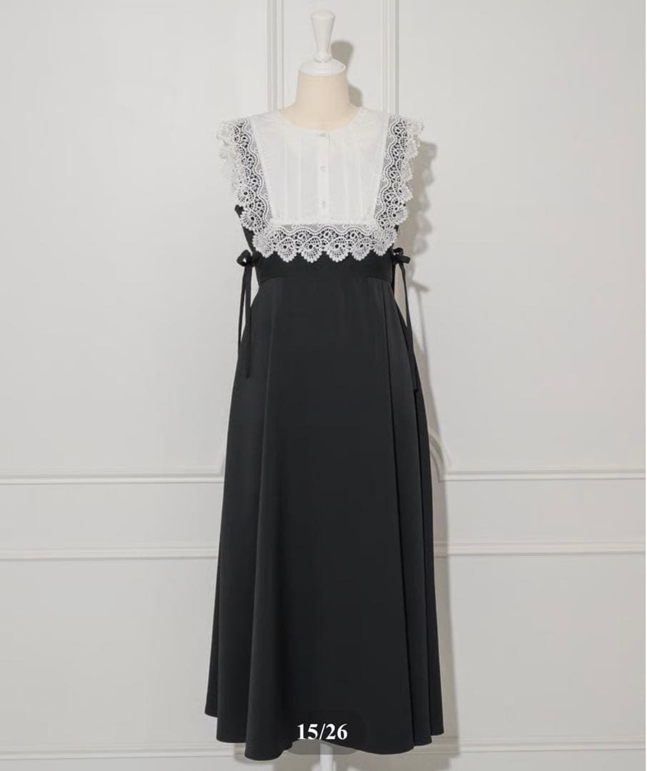 【最終値下げ‼️】 dolceliche レースケープ付きワンピース ブラック